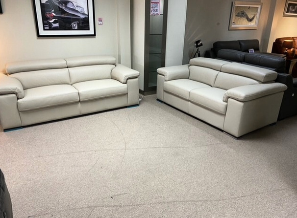 SORRENTO 3 SEATER AND 2 SEATER LIGHT BEIGE £1999 (SWANSEA SUPERSTORE)