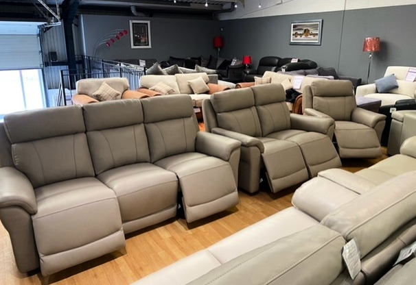 NEWCASTLE ELECTRIC RECLINER 3 SEATER , 2 SEATER AND POWER CHAIR STONE £2999 (SWANSEA SUPERSTORE)