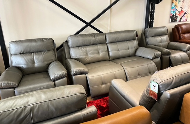 SIERRA 3 SEATER POWER RECLINER AND 2 POWER RECLINER CHAIRS £1499 (SWANSEA SUPERSTORE)