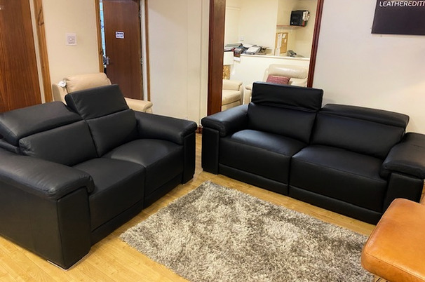 TORINO 3 SEATER AND 2 SEATER BLACK SWANSEA £1999 (SWANSEA SUPERSTORE)