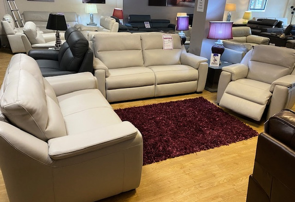 NOVA 3 SEATER, 2 SEATER AND ELECTRIC RECLINER CHAIR CREAM £2999 (SWANSEA SUPERSTORE)