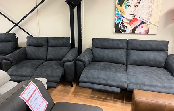 LANDBOND 306 ELECTRIC RECLINER 3 SEATER AND 2 SEATER DARK  £1599 (SWANSEA SUPERSTORE)