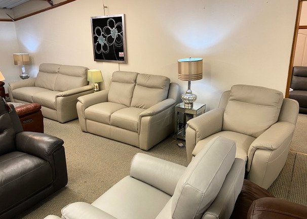 TANCREDI CEZANNE 3 SEATER, 2 SEATER AND POWER CHAIR BEIGE £3499 (SWANSEA SUPERSTORE)